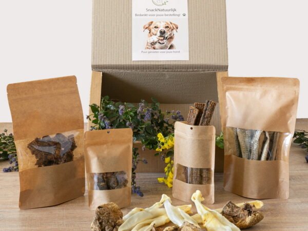Probeerbox hondensnacks S M L Probeerbox hondensnacks met verschillende natuurlijke snacks in maat S M L