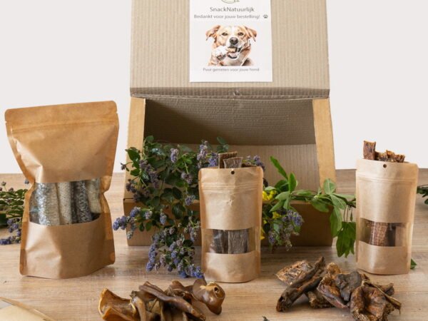 Hypoallergene snackbox hond Hypoallergene hondensnack box met natuurlijke snacks voor gevoelige honden