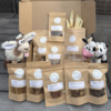 SnackNatuurlijk Boerderijbox Puppy met natuurlijke hondensnacks en pluche speeltje
